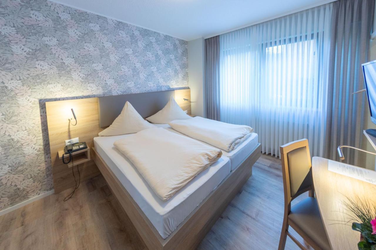 Hotel Zum Kuehlen Grunde Minden  Exteriör bild